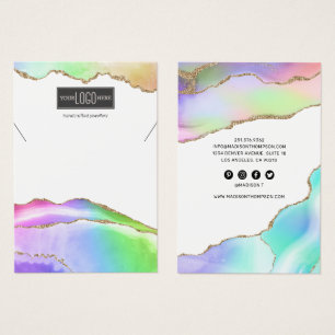 Pantalla de collar de joyas con pasto de arcoiris