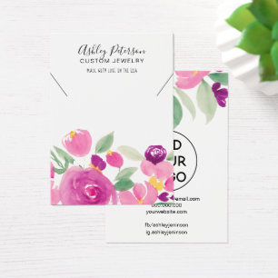 Pantalla de collar de joyas de color morado floral