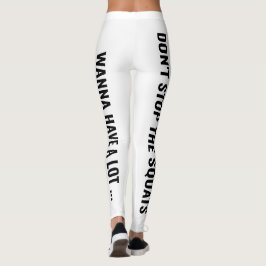 Pantalones de ejercicios blancos de las piernas de