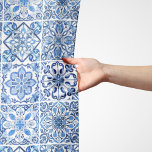 Pañuelo Baldosas mediterráneas, portuguesas, azulejo, mall<br><div class="desc">Elegante,  elegante y sofisticado,  con baldosas mediterráneas de color azul y blanco. Un regalo moderno y de moda,  perfecto para el amante de Azulejo en su vida.</div>