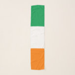 Pañuelo Bandera irlandesa<br><div class="desc">Bandera oficial de Irlanda. Regalos y mercadería de la bandera irlandesa. ¡Muéstrate tu orgullo irlandés con esta maravillosa creación y celebra el Día de San Patricio de la manera correcta!</div>