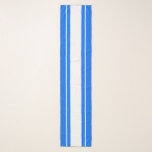 Pañuelo Brillantes franjas de Carreras náuticas de color a<br><div class="desc">Este elegante diseño deportivo cuenta con una franja blanca central con pinzas blancas flotantes. Las franjas de borde exterior son de un azul brillante.</div>