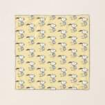 Pañuelo Cacahuetes | Ejecución de Snoopy<br><div class="desc">Snoopy es el bellejo mascota de Charlie Brown en la tira cómica Peanuts de Charles M. Schulz. Echa un vistazo a este bonito diseño de cacahuetes con este perro adorable.</div>