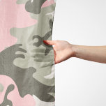 Pañuelo Camuflaje rosa y verde, militar, militar<br><div class="desc">Elegante,  elegante y sofisticado camuflaje de color rosa y verde. Regalo moderno y moderno,  perfecto para el amante del ejército en tu vida.</div>