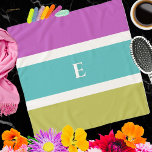 Pañuelo Chiffon Monograma con estampado de banda de bloque<br><div class="desc">Esta bufanda moderna presenta un patrón de color de bloques de rayas anchas en color rosa magenta, verde cal, azul océano y blanco. El diseño sencillo da al velo un aspecto atrevido y contemporáneo. Personalice la bufanda rayada con su inicial, que aparecerá como un elegante monograma en el centro del...</div>