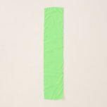Pañuelo Chiffon Scarf<br><div class="desc">Esta bufanda de pepinillo se muestra en un bonito color sólido de verde limón con un borde de hilo blanco. Personalizar este artículo o compra tal cual.</div>