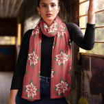 Pañuelo Chiffon Scarf, Naranja y poinsettia blanca<br><div class="desc">Colección de hermosas bufandas con Poinsettias Funky de varios colores con un fondo a juego. Muy elegante como regalo o para ti mismo.</div>