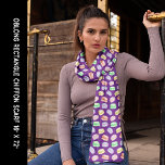 Pañuelo Cookies coloridas Macarons Rectángulo largo púrpur<br><div class="desc">Long rectangle chiffon scarf with a colorful macaron cookie pattern with a purple background. Other sizes are available. Personalize it or Edit it using the Design Tool Bar to add Text or tiling and resize the image.</div>