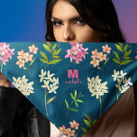 PAÑUELO DISEÑO FLORAL CLÁSICO MONOGRAM SCARF<br><div class="desc">El CLÁSICO MONOGRAM FLORAL DISEÑN SCARF captura sin esfuerzo la esencia de la elegancia de primavera. Con una delicada combinación de motivos de monograma intemporales y vibrantes patrones florales, esta bufanda es un accesorio perfecto para elevar tu estilo de temporada de primavera. El exquisito diseño combina a la perfección elementos...</div>