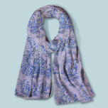 Pañuelo Elegante toile azul violeta de jouy<br><div class="desc">Vintage retro azul violeta de jouy Scarf. Mejore su armario con la elegancia intemporal de los diseños vintage de toile de jouy, inspirados en los exquisitos patrones de escenas rojas calientes francesas. Estas sofisticadas impresiones Toile son una rabia de todos los tiempos en este momento, hermosos diseños que aportan belleza...</div>