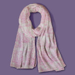 Pañuelo Elegante toile rosa de jouy<br><div class="desc">Tela de jouy Scarf rosa retro vintage. Mejore su armario con la elegancia intemporal de los diseños vintage de toile de jouy, inspirados en los exquisitos patrones de escenas rojas calientes francesas. Estas sofisticadas impresiones Toile son una rabia de todos los tiempos en este momento, hermosos diseños que aportan belleza...</div>