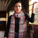 Pañuelo Escarcha De Patrón Negro Y Naranja De Halloween<br><div class="desc">Esta bufanda es una audaz mezcla de tradición de Halloween y estilo contemporáneo, con un patrón de manchas en negro y naranja clásico. Es el accesorio perfecto para cualquiera que ame celebrar la espeluznante temporada con un toque de moda. El diseño del pañuelo es lo suficientemente versátil como para una...</div>