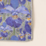 Pañuelo Estampado de flores azul del iris<br><div class="desc">Esta bufanda azul del iris añadirá un chapoteo del color a nuestro equipo. ¡Llévela en estilo! Diseñado por el ©Tim renombrado Coffey del artista del mundo.</div>