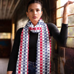 Pañuelo Estrellas blancas rojas patrióticas 4 de julio<br><div class="desc">Estrellas Blancas Rojas Patrióticas 4 de Julio Scarf. Celebra el 4 de julio con estilo con esta bufanda de estilo patriótico.</div>