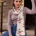 Pañuelo Funky rosa rojo y verde Poinsettia Chiffon Scarf<br><div class="desc">Colección de hermosas bufandas con Poinsettias Funky de varios colores con un fondo a juego. Muy elegante como regalo o para ti mismo.</div>