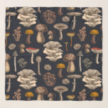 Pañuelo Hongos salvajes sobre negro de grafito<br><div class="desc">Varios hongos silvestres dibujados a mano,  patrón vectorial</div>