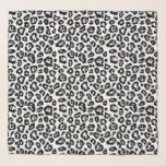 Pañuelo Impresión de leopardo blanco y negro de Moda<br><div class="desc">Moda,  elegante y moderno pañuelo de hipón negro y blanco. Una gran declaración de moda para tu estilo femenino elegante. Diseñado exclusivamente para usted por Happy Dolphin Studio. Si necesita ayuda o productos coincidentes,  por favor contáctenos a happydolphinstudio@outlook.com.</div>