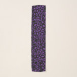 Pañuelo Impresión de leopardo morado y negro<br><div class="desc">🥇 UN DISEÑO ORIGINAL DE DERECHOS DE AUTOR DE Donna Siegrist SÓLO DISPONIBLE EN ZAZZLE! Impresión de leopardo morado y negro. Disponible en varios colores. ⭐ 99% de mis diseños en mi tienda están hechos en capas. Esto facilita el redimensionar y mover los gráficos y el texto para que encajen...</div>