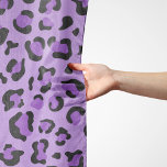 Pañuelo Leopard Print, Leopard Spots, Purple Leopard<br><div class="desc">Elegante,  elegante y sofisticado patrón de leopardo en color violeta. Un regalo moderno y de moda,  perfecto para el amante de la impresión animal en su vida.</div>