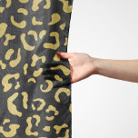Pañuelo Leopardo de oro, Purpurina de oro, patrón de leopa<br><div class="desc">Elegante,  elegante y sofisticado patrón de leopardo en color dorado. Un regalo moderno y de moda,  perfecto para el amante de la impresión animal en su vida.</div>
