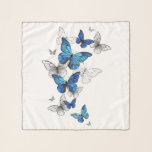 Pañuelo Morfo de las mariposas voladoras azules<br><div class="desc">Morfo de las mariposas azules voladoras y mariposas blancas en un fondo abstracto y claro. Morfo. Diseño con morfo de mariposas azules.</div>
