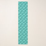 Pañuelo Ondas japonesas vintage, turquesa y Aqua<br><div class="desc">Escarcha larga en un patrón de onda japonés vintage,  estilizado - agua suave,  delineado y detallado en turquesa profunda / pavo real</div>