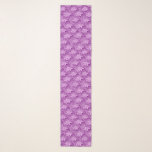 Pañuelo Ondas japonesas vintage, violeta púrpura y laica<br><div class="desc">Escarcha larga en un patrón de onda japonés vintage,  estilizado - lilo suave / orquídea,  delineado y detallado en violeta profundo / púrpura crepúsculo</div>