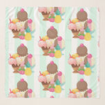 Pañuelo Patrón de crema de hielo cúbico<br><div class="desc">Un patrón veraniego con un cuenco de helados con 3 deliciosas copas cubiertas de espolvorines de caramelo. También hay un cono de helado con 3 cucharas de chocolate,  vainilla y fresa. Un bol de postres lleno de helado de sabor neopolitano con una deliciosa cereza encima.</div>