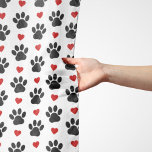 Pañuelo Patrón De Patas, Patas De Perro, Patas Negras, Cor<br><div class="desc">Patrón lindo,  divertido y adorable con patas negras y corazones rojos. Regalo moderno y moderno,  perfecto para el amante del perro en tu vida.</div>