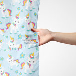 Pañuelo Patrón De Unicornios, Unicornios Cutos, Flores<br><div class="desc">Unicornios y flores agradables,  divertidos y adorables. Un regalo moderno y de moda,  perfecto para el amante del unicornio en su vida.</div>