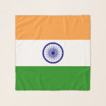 Pañuelo Scarf cuadrado con bandera de la India<br><div class="desc">Añada un toque de elegancia y orgullo cultural a su armario con nuestro hermoso pañuelo cuadrado con la bandera de la India. Este elegante pañuelo está diseñado para ser a la vez un accesorio de moda y una vibrante representación del patrimonio indio. Perfecto para cualquier ocasión, esta bufanda cuadrada con...</div>