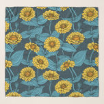 Pañuelo Zinnias amarillas en azul oscuro<br><div class="desc">Patrón vectorial de flores de zinnia pintadas a mano</div>