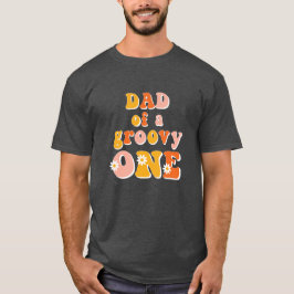 Papá de una camiseta de cumpleaños de Groovy One R