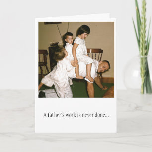 Papá Horsing alrededor de la tarjeta del día de