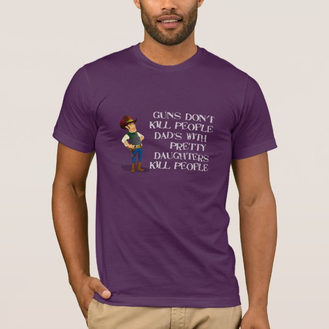 Papás divertidos con la camisa de las hijas (Anverso)