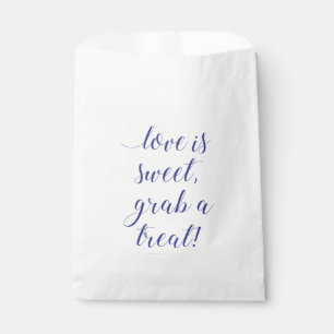 Papel Amor Es Dulce Agarra Una Bolsa De Favor Azul De La