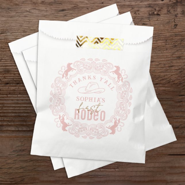 Papel Bolsa de Favor del Primer Cumpleaños del Rodeo Occ (First Rodeo Birthday Favor Bag)