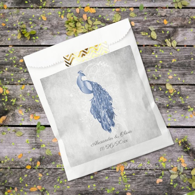 Papel Bolsa favorita de la boda del pavo real azul (Blue Peacock Wedding Favor Bags)