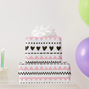 Papel de ajuste del patrón de corazón negro rosado