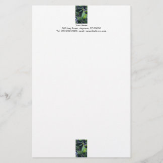 Papel de cartas de hojas esculturales