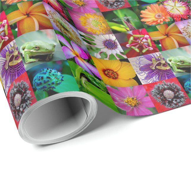 Papel de embalaje de las flores y de las criaturas (Esquina del rollo)