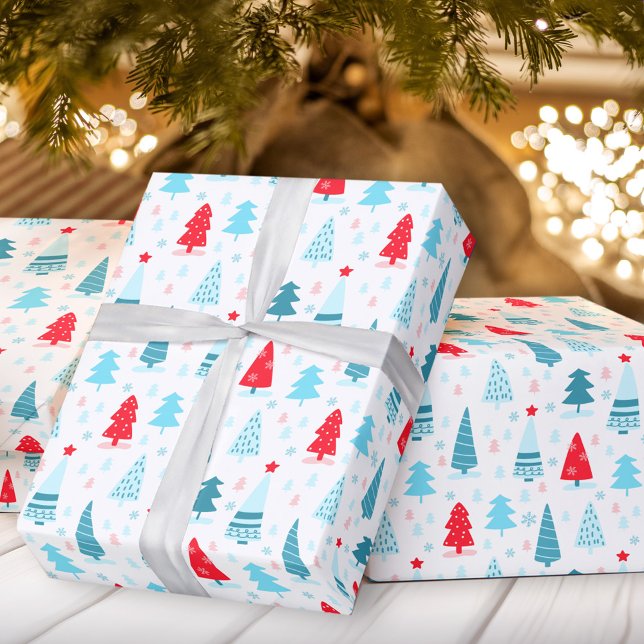 Papel de envoltura rosa rojo azul de los árboles d (Christmas trees blue red pink wrapping paper)