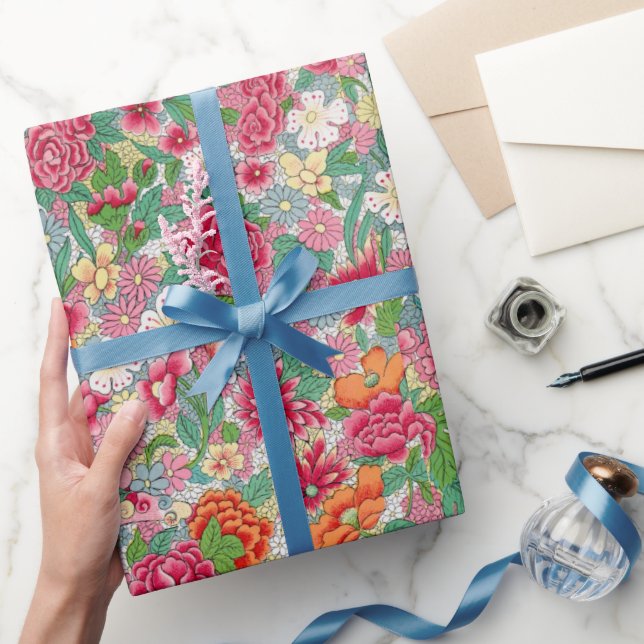 Papel de envolver colado de motivos florales (Regalar)