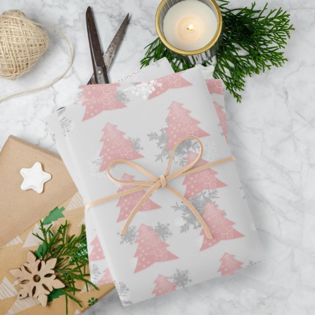 Papel de envolvimiento de árbol de Navidad rosado (Pink Festive Christmas Tree Wrapping Paper Sheets)