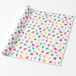 Papel de envolvimiento de los alfabetos arcoiris