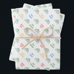 Papel de envolvimiento de navidad multilingüe para<br><div class="desc">Papel de envolvimiento de navidad multilingüe para personalizados. Los Navidades internacionales envueltos en hojas de papel cuentan con un árbol de Navidad verde y festivo adornado con adornos coloridos, junto con la frase "Feliz Navidad" que se muestra en cuatro idiomas: francés (¡Joyeux Noël!), italiano (¡Buon Natale!), inglés (¡Feliz Navidad!) y...</div>