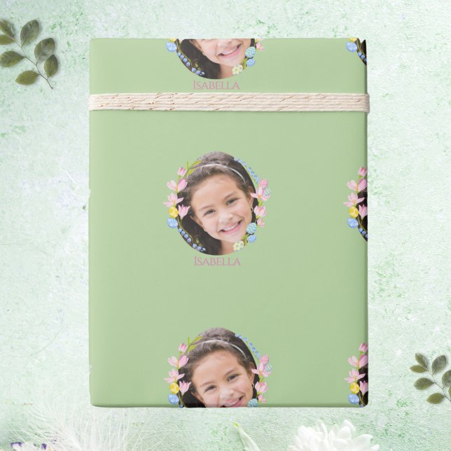 Papel de envolvimiento de Pascua con foto y nombre (Easter Wrapping Paper with Photo & Name - Green)