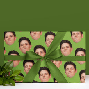 Papel de envolvimiento de regalo verde de cara o M