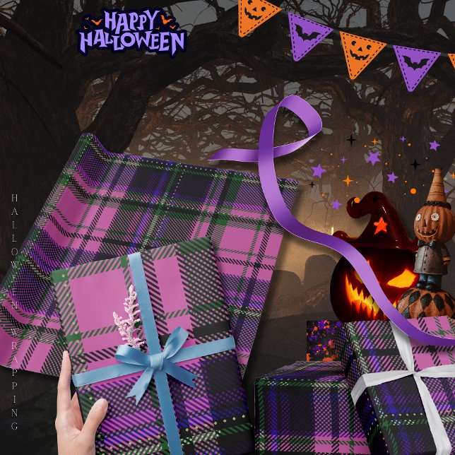Papel de envolvimiento morado y rosado para Hallow (Purple & Pink Plaid Halloween Wrapping Paper)