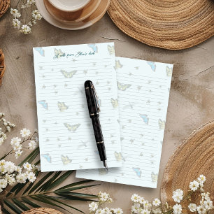 Papel de escritura con mariposas beneficiosas para